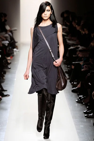 Look 11